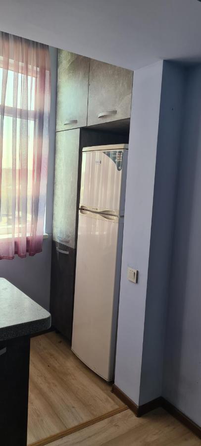 Flat In Central Bishkek Luaran gambar